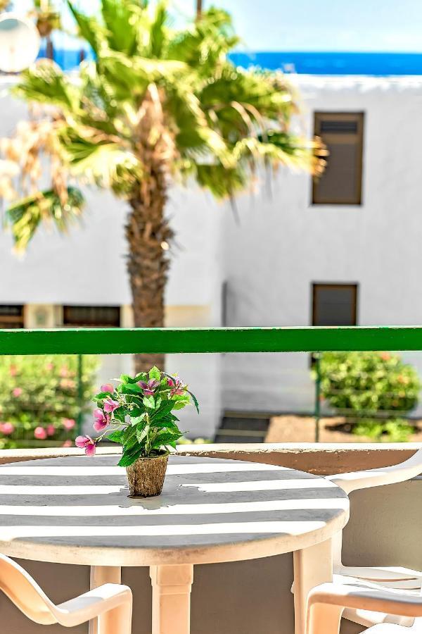 Apartment Near Playa De Las Americas With Wifi And Pool, Tenerife Sur Eksteriør bilde